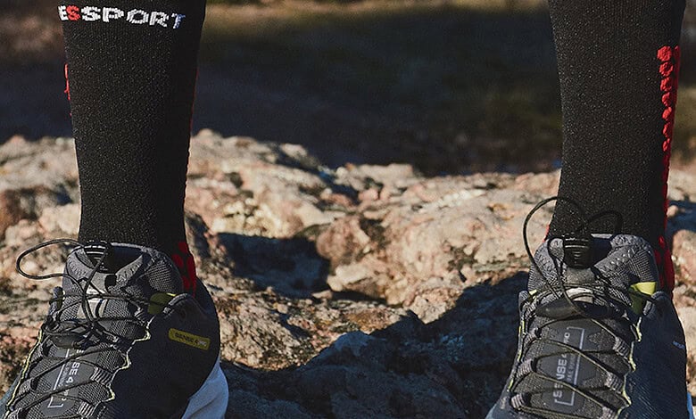 Compressport Pro Racing Socks v4.0 Trail – Black Red
