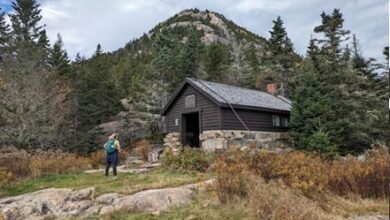 Seven Essentials to Pack for a Safe Hike This National Walking Month