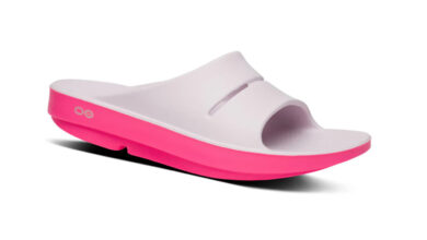 OOFOS Women's OOahh Fused Slide Sandal - Dragon Fruit Margarita