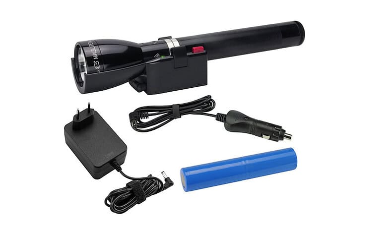Maglite ML150LR(X) LED flashlight with rechargeable battery