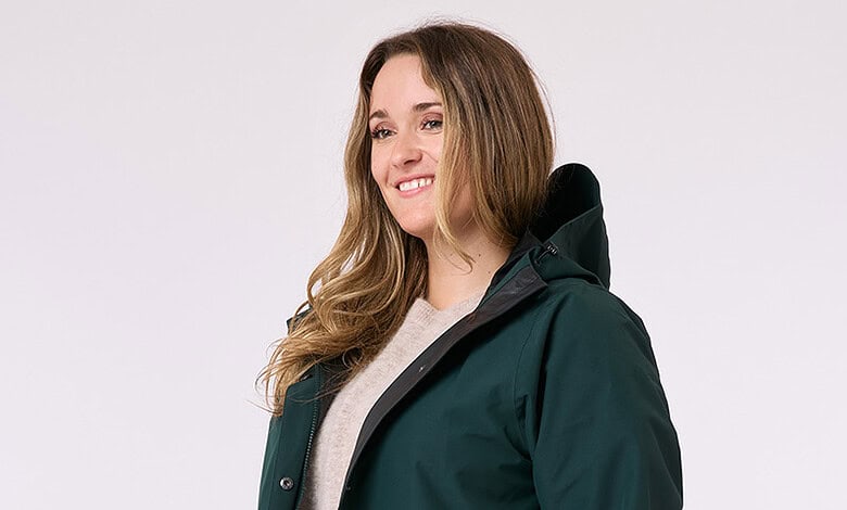 Waterproof outdoor coat for women, ideal for hiking and outdoor activities.