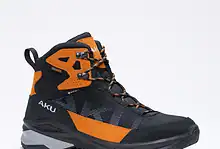Outdoor Insight waterproof hiking boot with GTX membrane in black and orange.