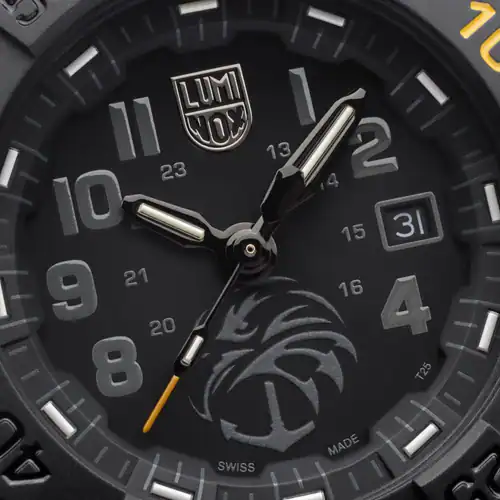 Durable tactical watch with Navy SEAL emblem and precise timekeeping.